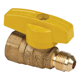 Valve d'arrêt de gaz PlumbShop, 5/8 po x 1/2 po FIP Front_Three_Fourths_Angled_Right