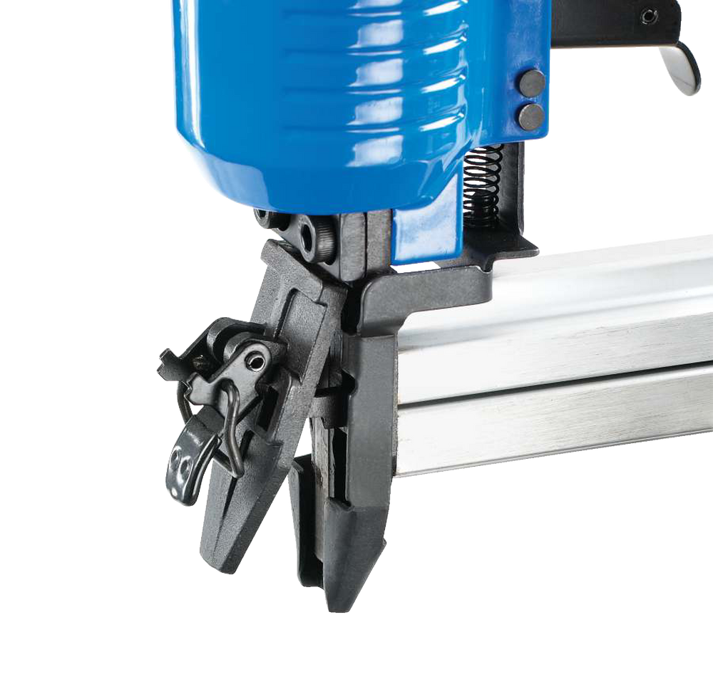 Mastercraft 18Gauge Lightweight Pneumatic Air Stapler/Staple Gun