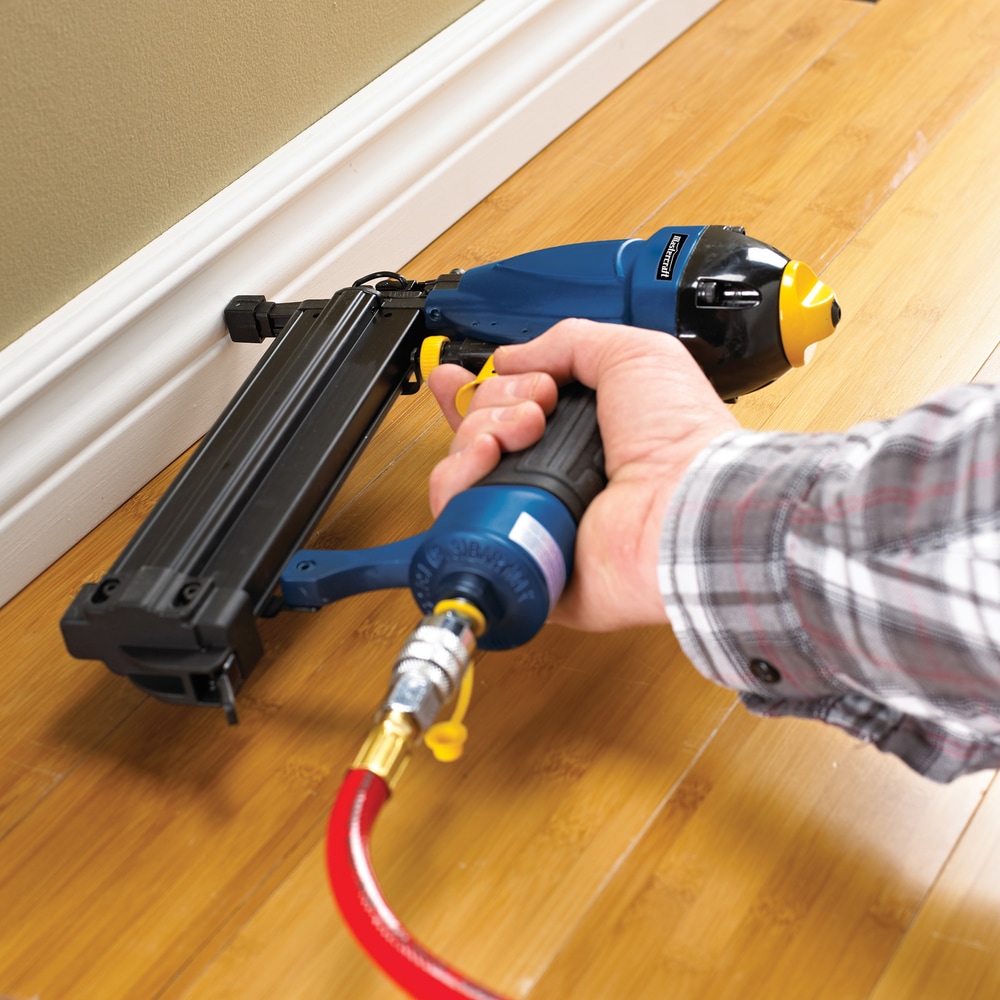 Mastercraft 6 Gallon Pancake Air Compressor with 2in1 Nailer