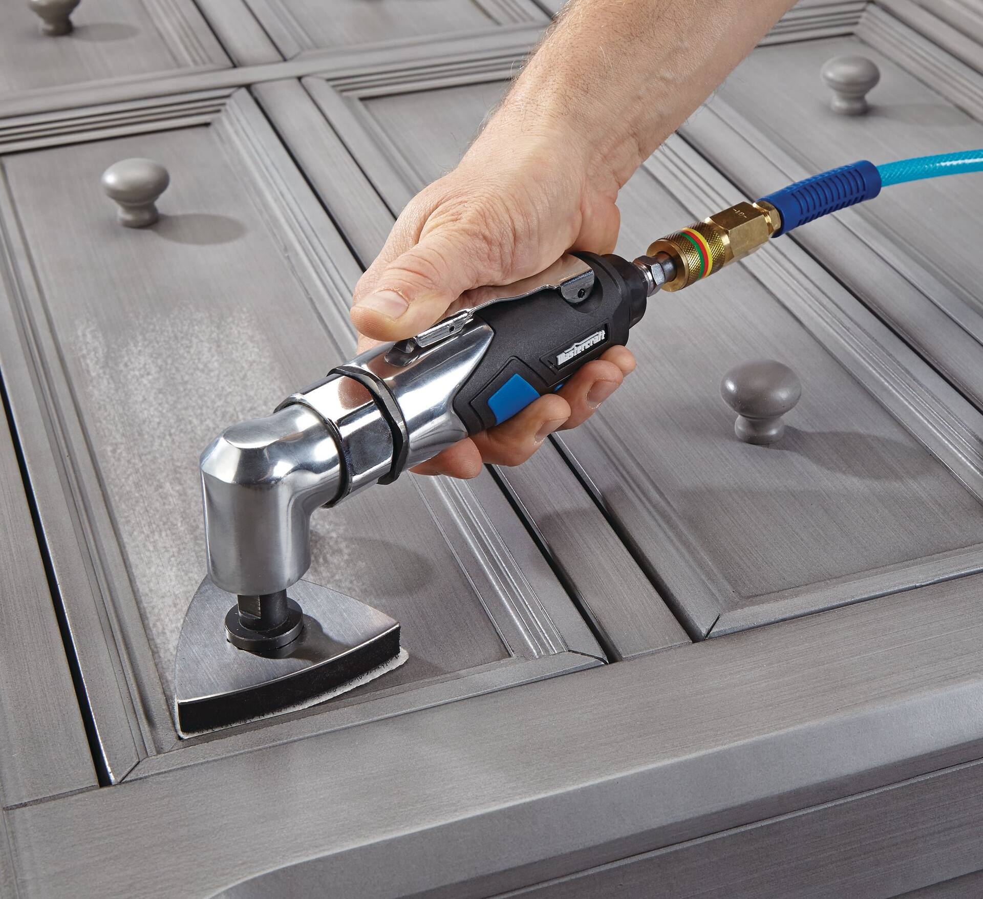 Air oscillating clearance tool