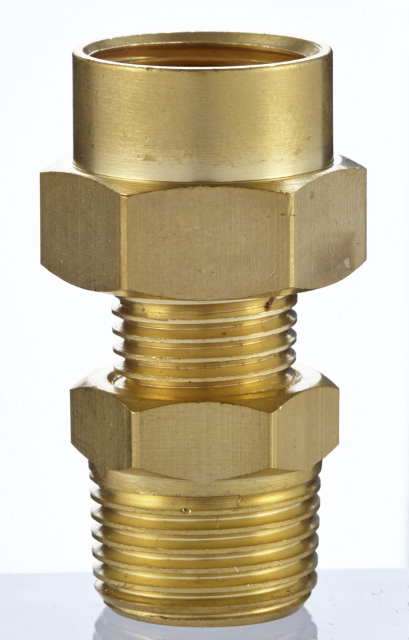 Mastercraft Brass 3/8-in & 1/4-in NPT Reducer & Increaser Front_Elevated