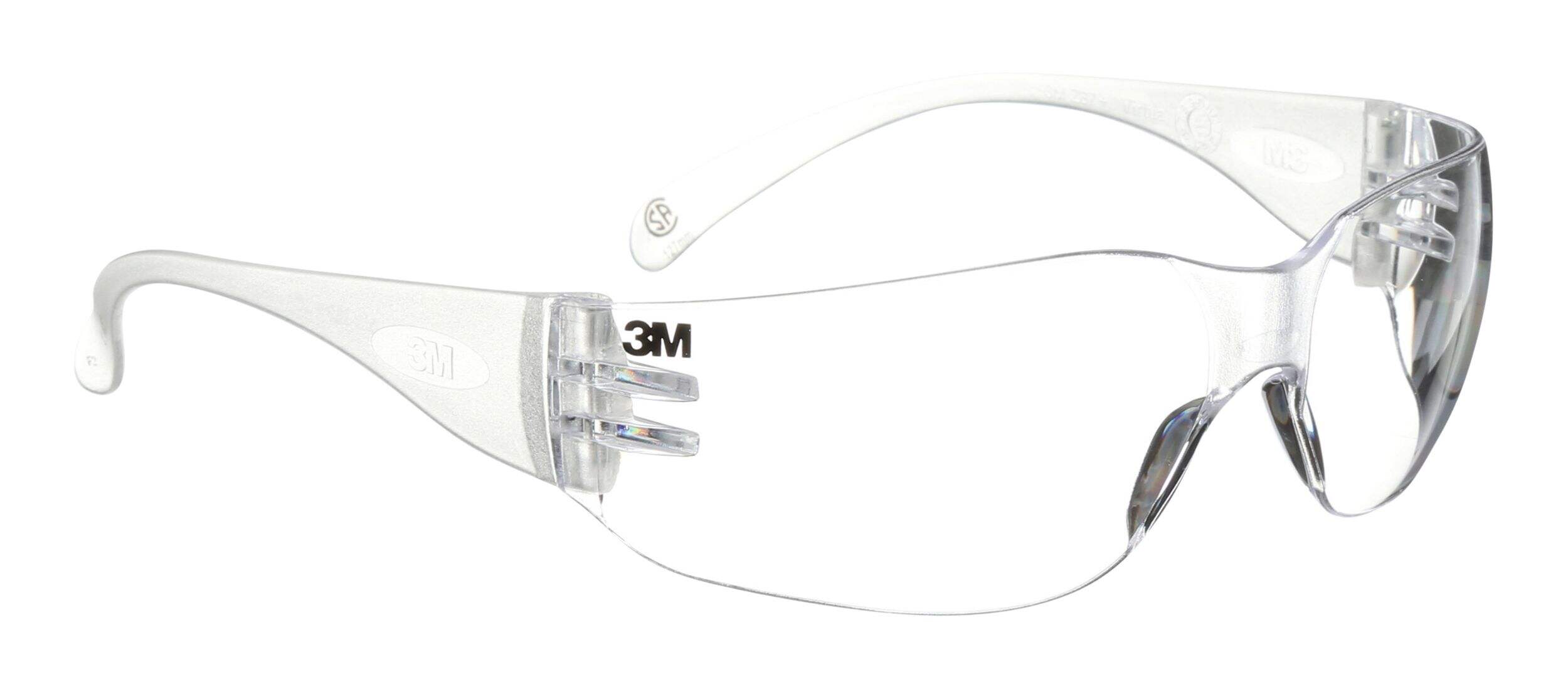 Lunettes de protection antirayures à lentilles transparentes 3M, économique, paq. 4 Front_Three_Fourths_Angled_Right