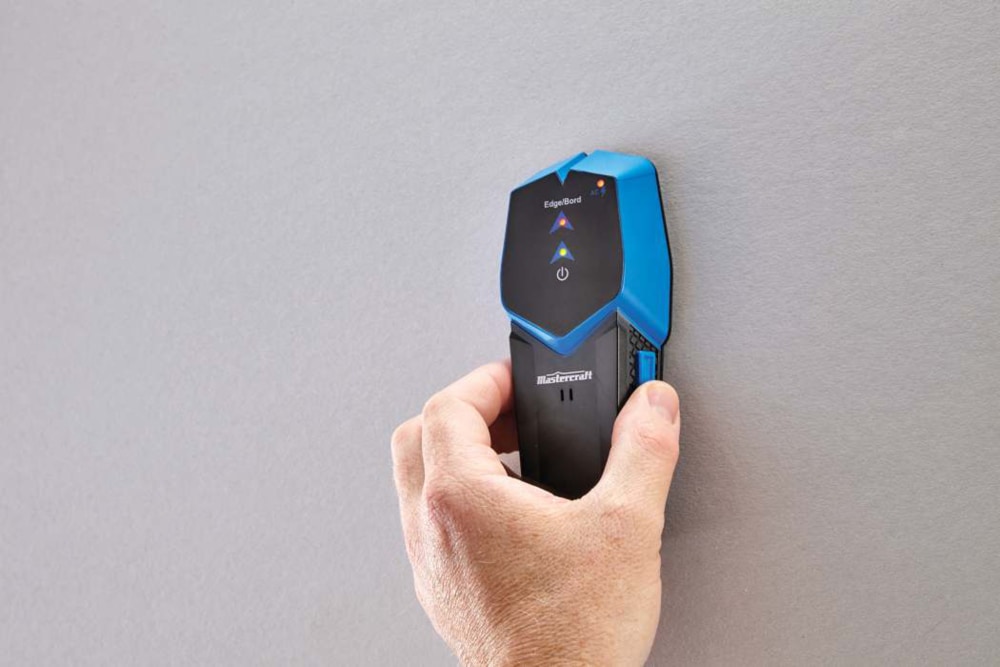 Mastercraft Basic Stud Finder with LED Front_Angled_Left