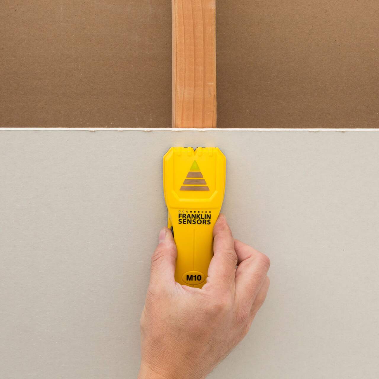 Canadian tire stud shop finder