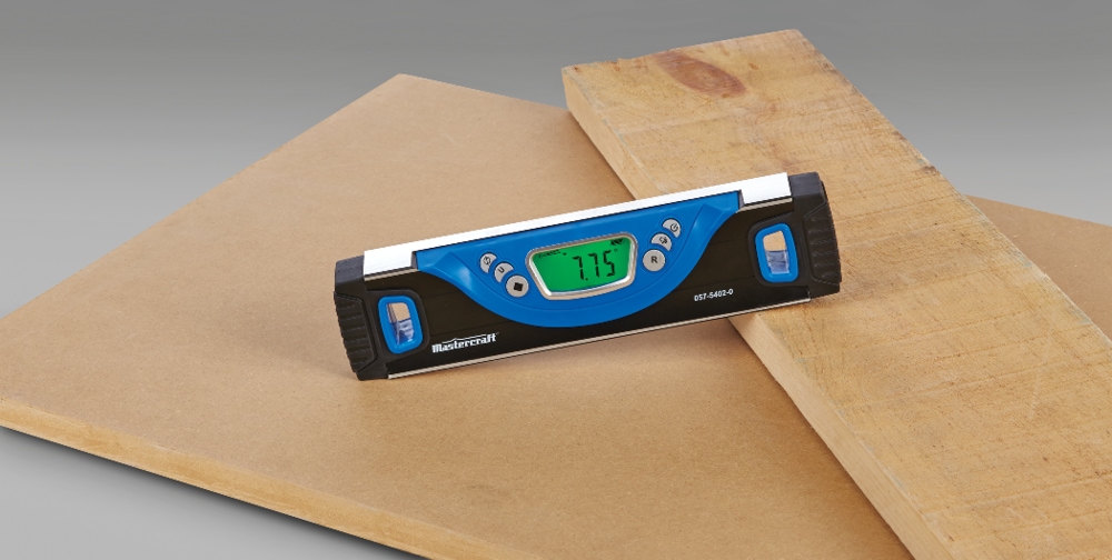 Niveau torpille Mastercraft, 10 po Front_Elevated