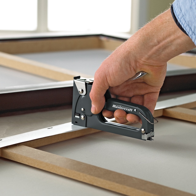 Mastercraft LightDuty Manual Staple Gun with Staple Remover, Fits JT