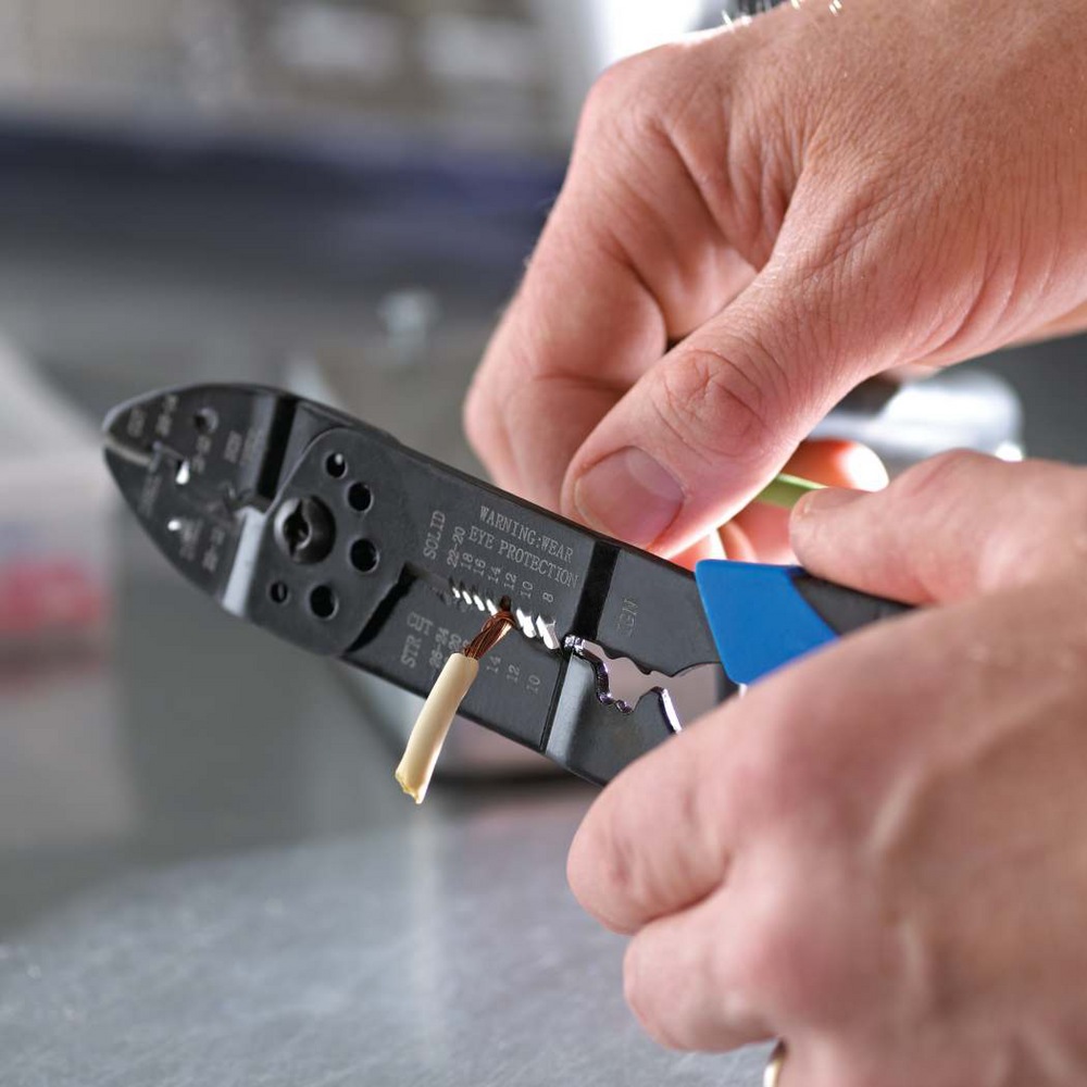 Mastercraft Electrical Set with Storage Case, Multi Purpose 9in