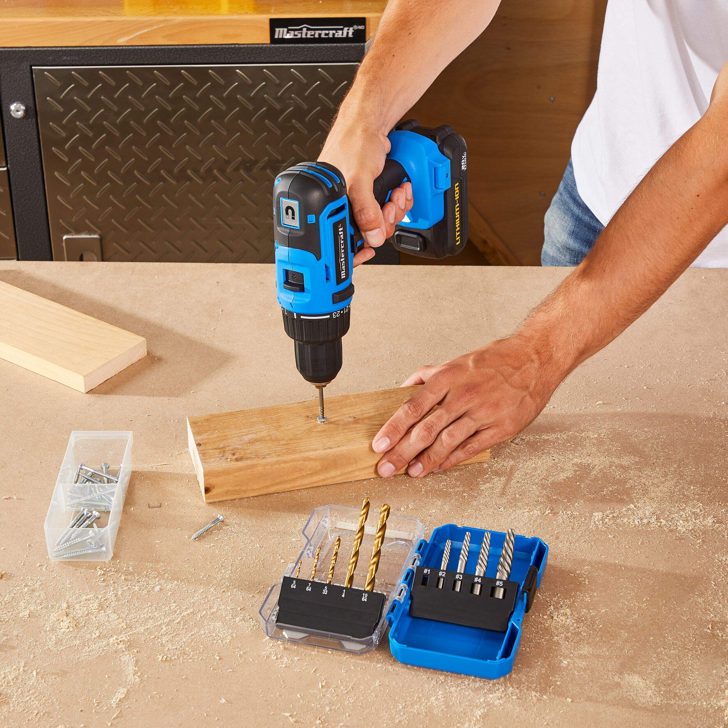 Mastercraft Screw Extractor & Drill Bit Set with Heavy Duty Carrying