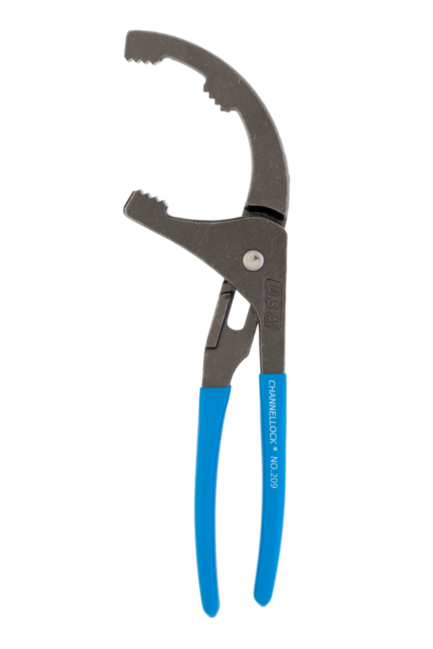 https://media-www.canadiantire.ca/product/fixing/tools/metal-working/0584509/channel-lock-oil-filter-removal-pliers-c15fbc5f-b7e0-4934-b1ee-07fa691097b6.png?imdensity=1&imwidth=640&impolicy=mZoom