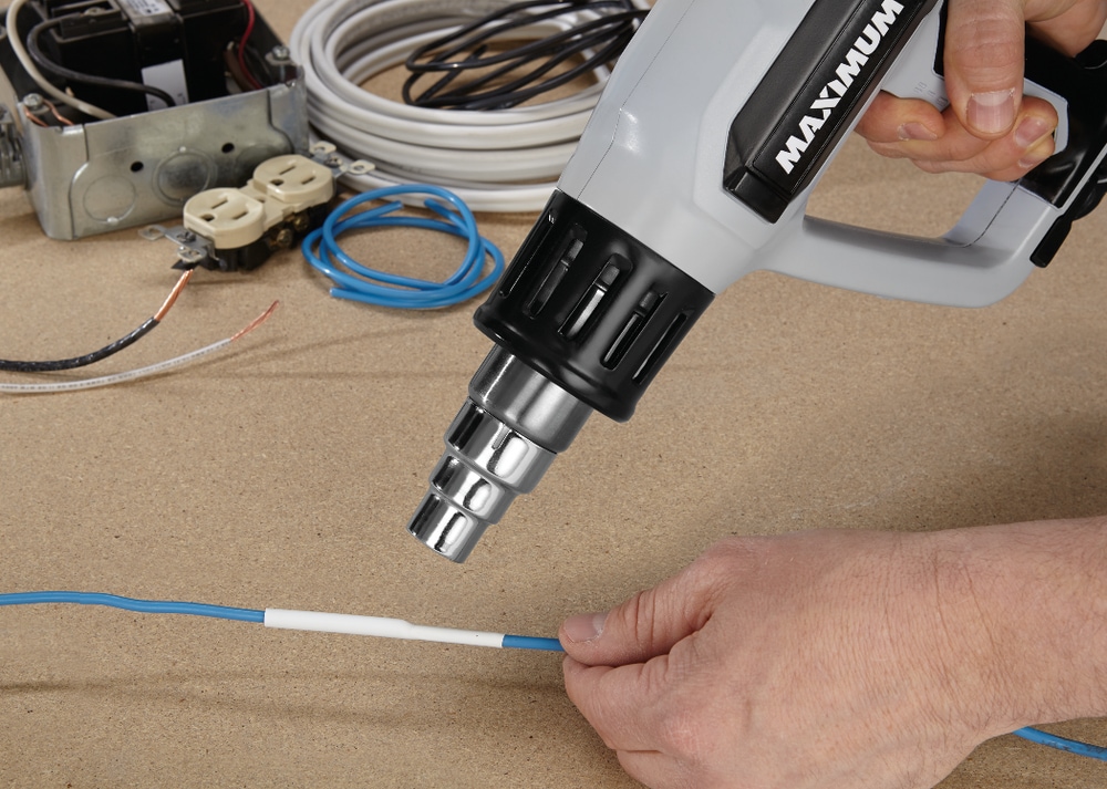 MAXIMUM 15A Variable Temperature Heat Gun with LCD Display, Scraper