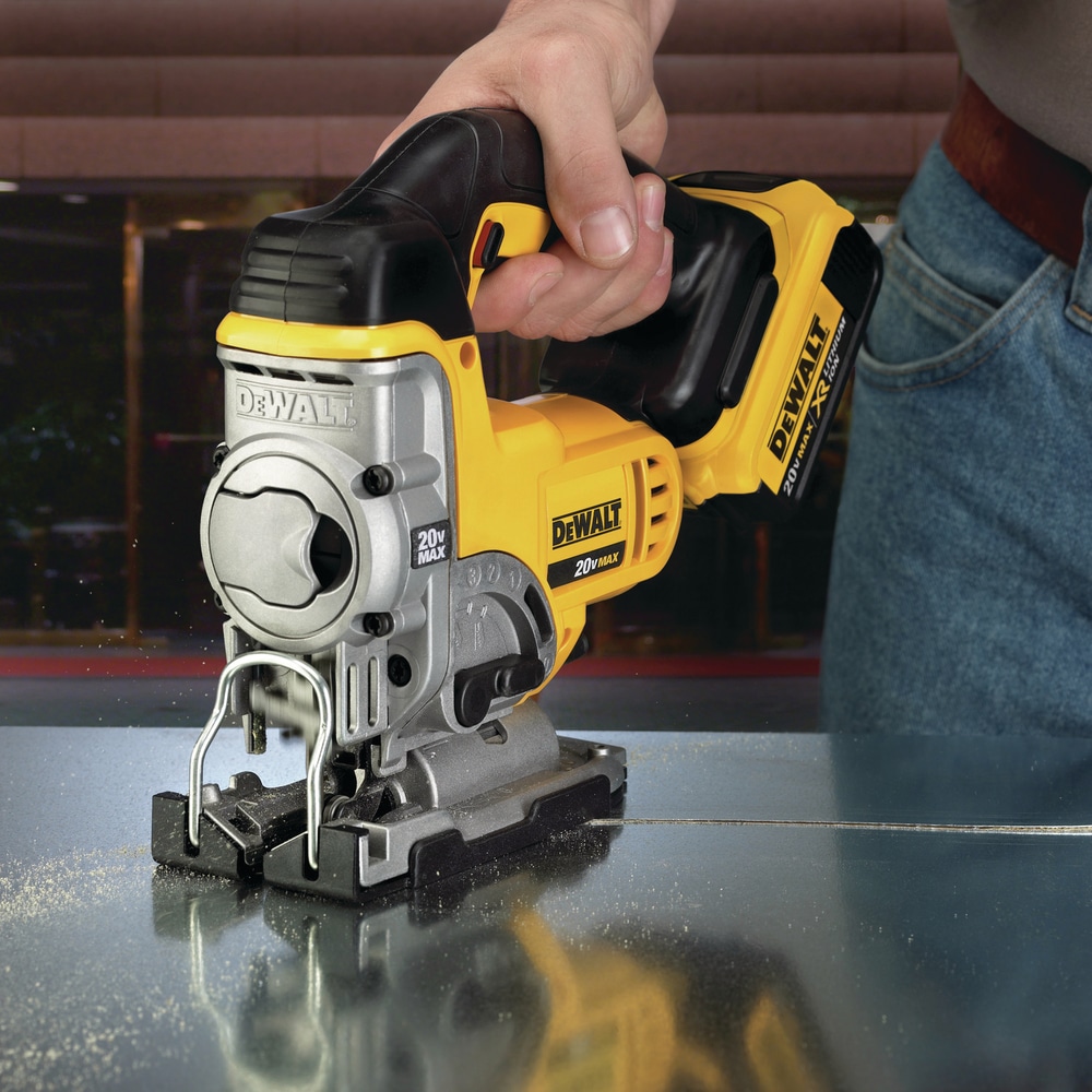 DEWALT DCS331B 20V MAX Keyless Variable Speed Cordless Jigsaw with Dust Blower, Tool Only