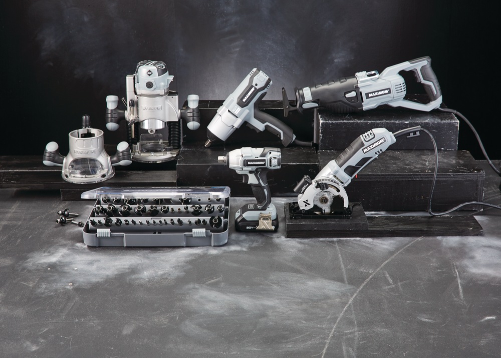 MAXIMUM Fixed/Plunge Router Canadian Tire