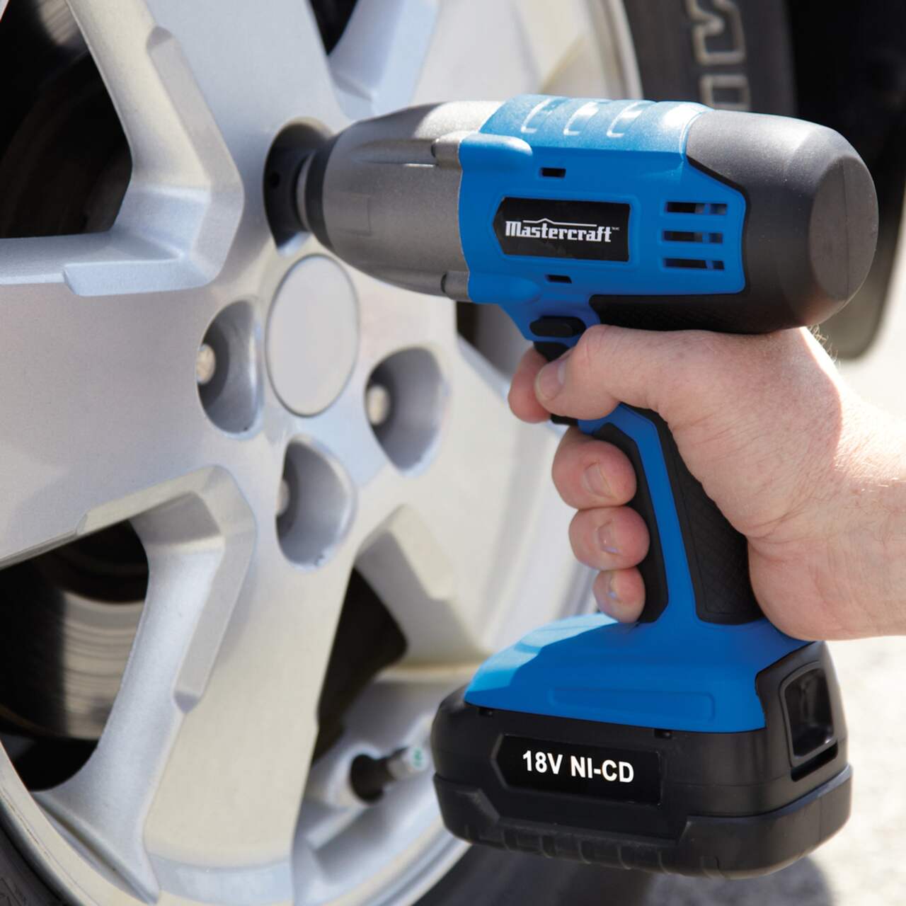 Mastercraft cordless sale impact wrench 18v