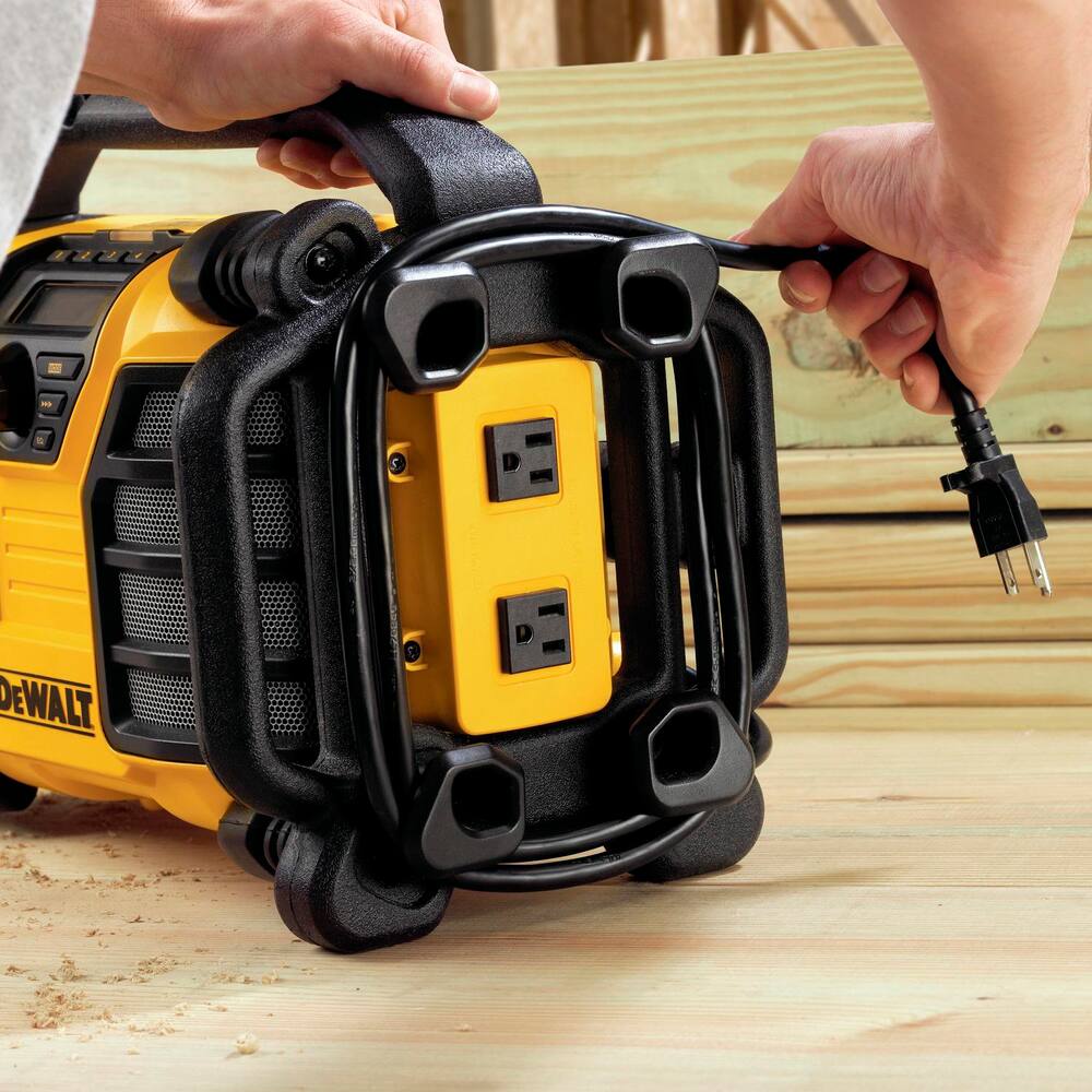 dewalt 20v radio charger