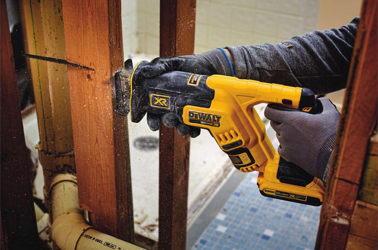 Dewalt reciprocating saw canadian tire sales