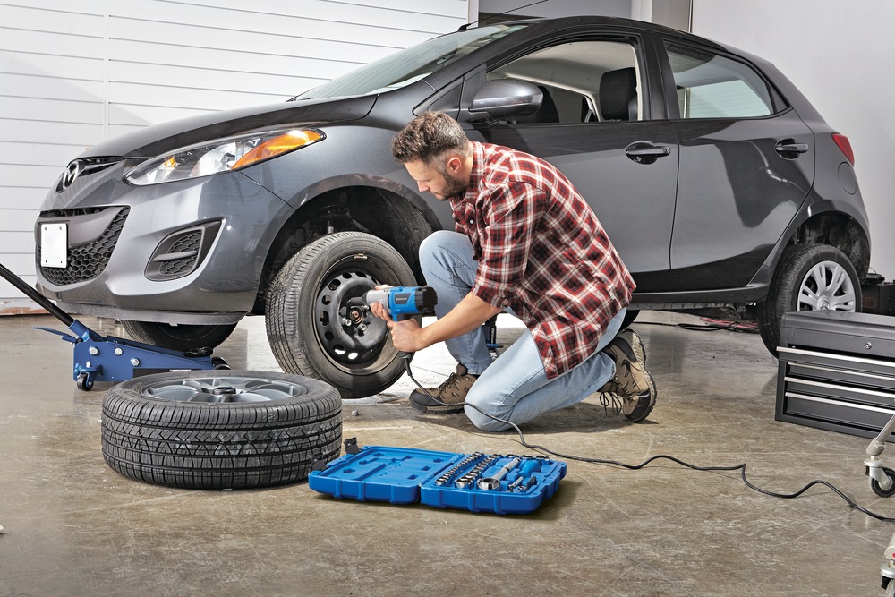 Mastercraft 8.5A Corded Single Speed Impact Wrench with Friction Ring