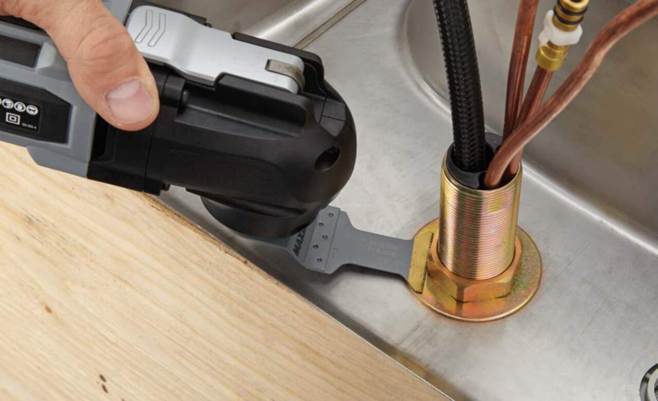 Multi tool blade for deals cutting ceramic tiles