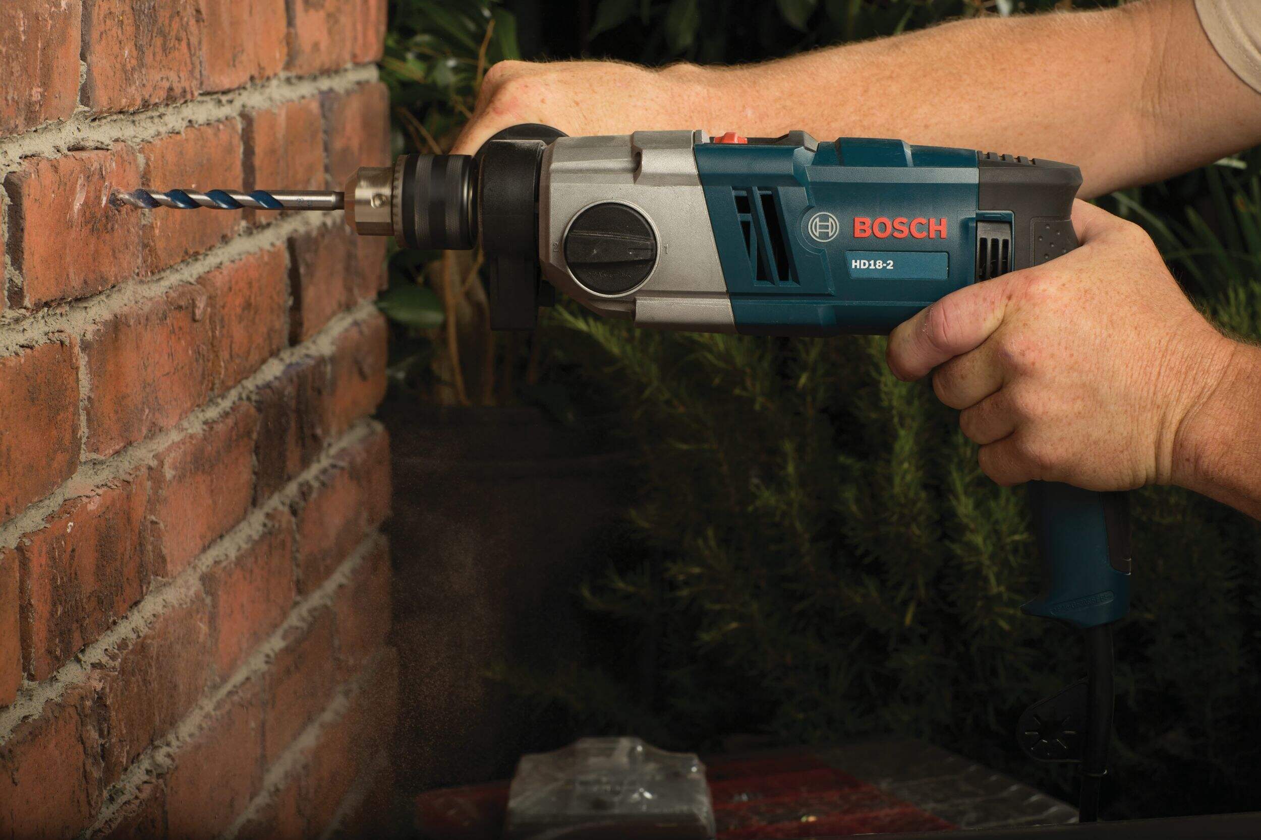 Bosch HD182 8.5A Corded 2Speed Hammer Drill with Keyed Chuck