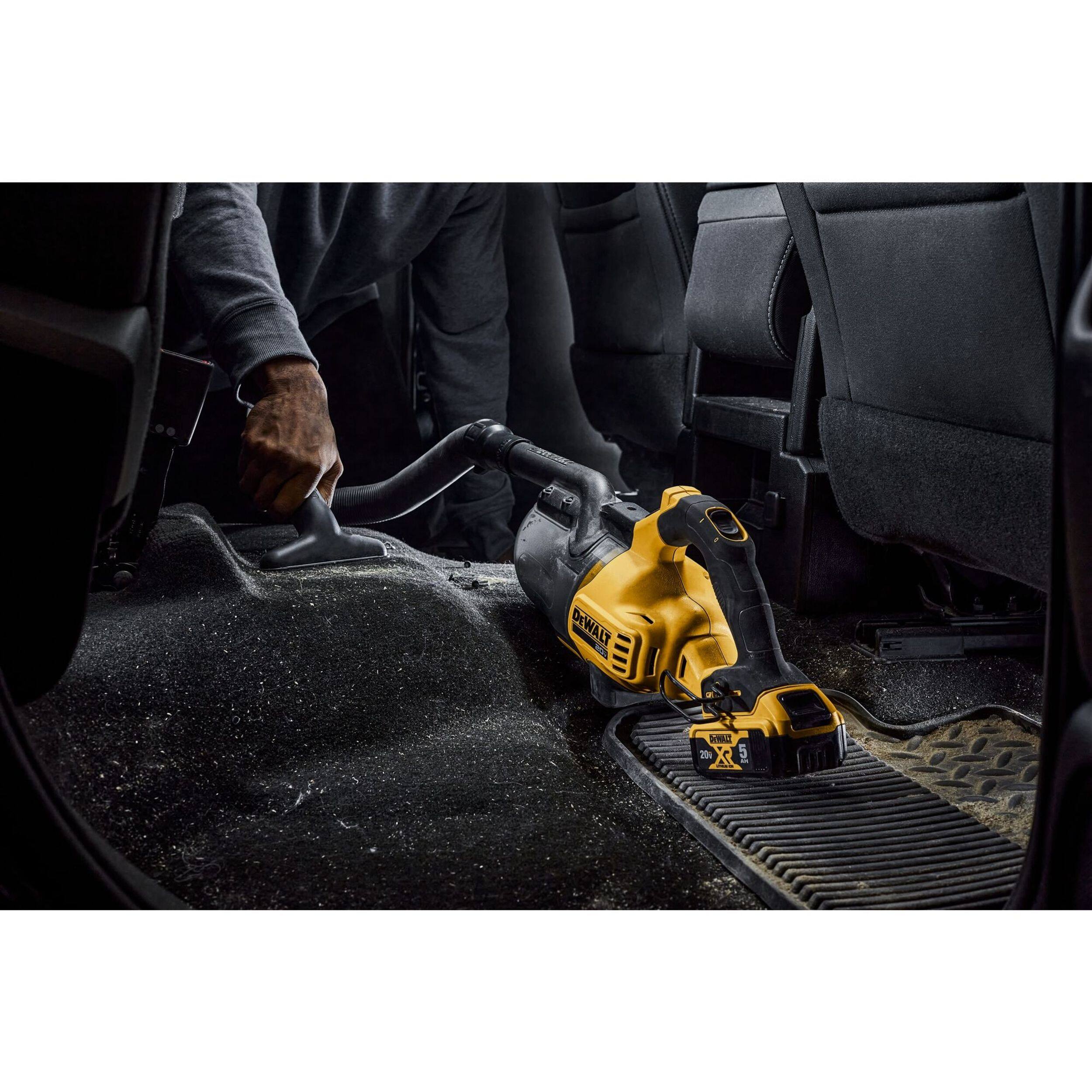 Dewalt vacuum canadian deals tire