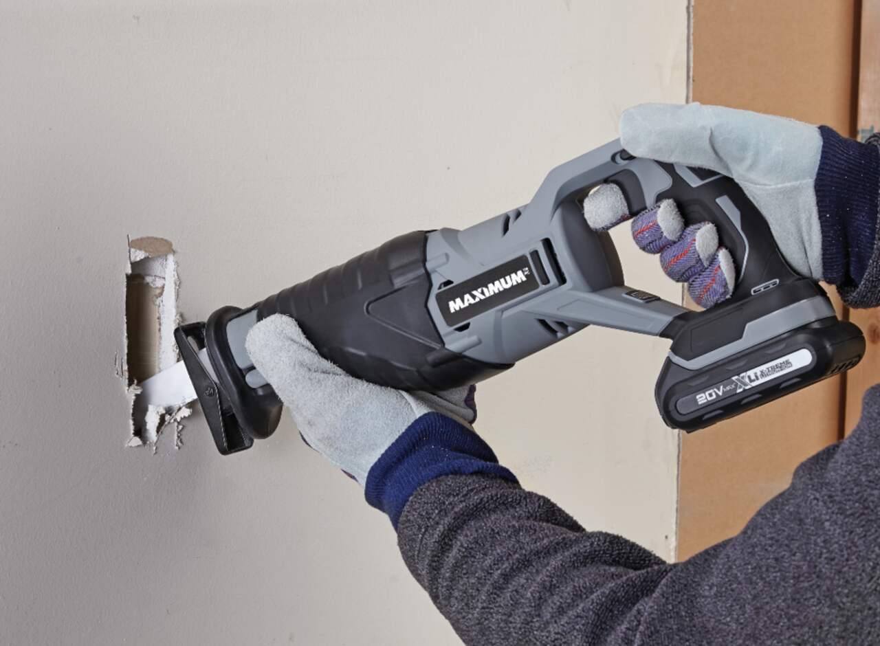 MAXIMUM 20V Max Variable Speed T Shank Cordless Reciprocating Saw Tool Only Canadian Tire