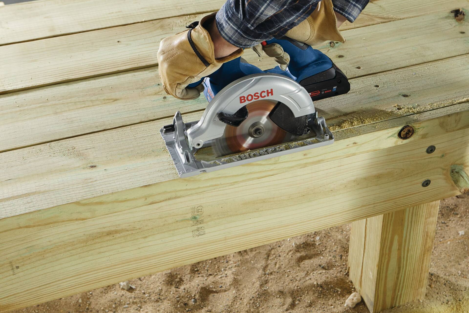 Bosch 18V 6 1 2 in Circular Saw Bare Tool Canadian Tire