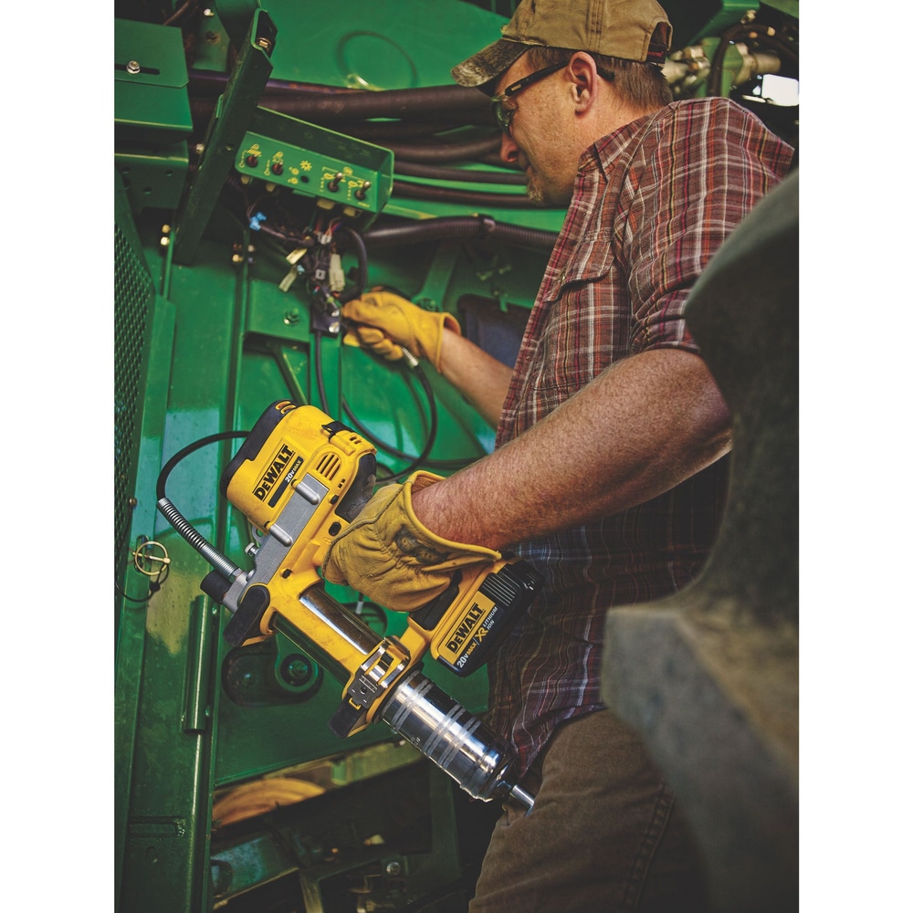 DEWALT 20V Max LiIon Cordless Grease Gun Canadian Tire