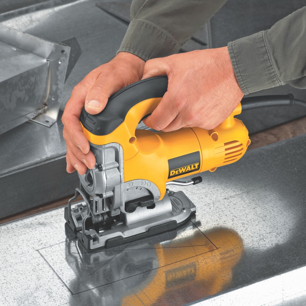 DEWALT DW331K 65A Keyless 4-Position Variable Speed T-Shank Jigsaw with ...