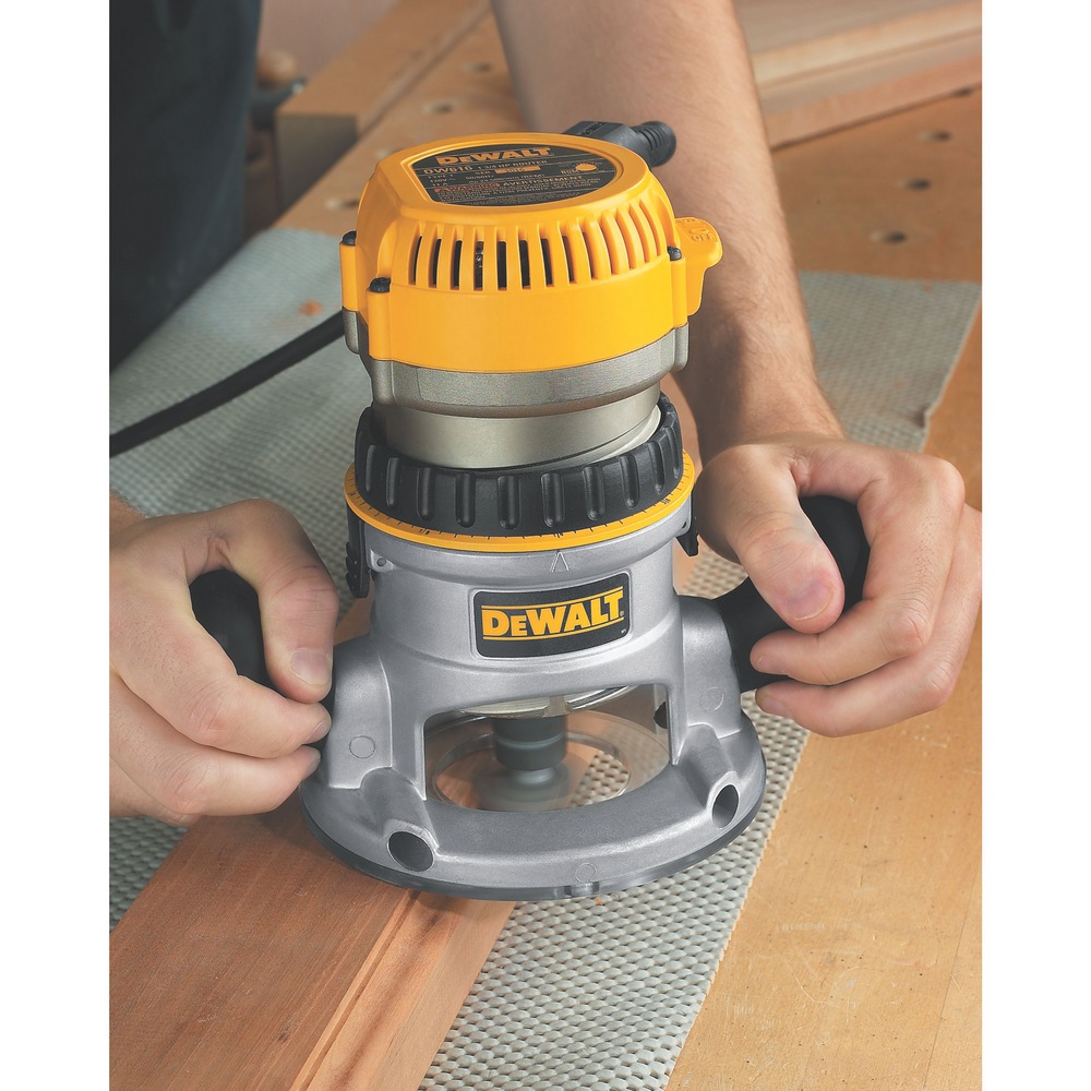 DEWALT DW616 13/4 HP FixedBase Router Canadian Tire
