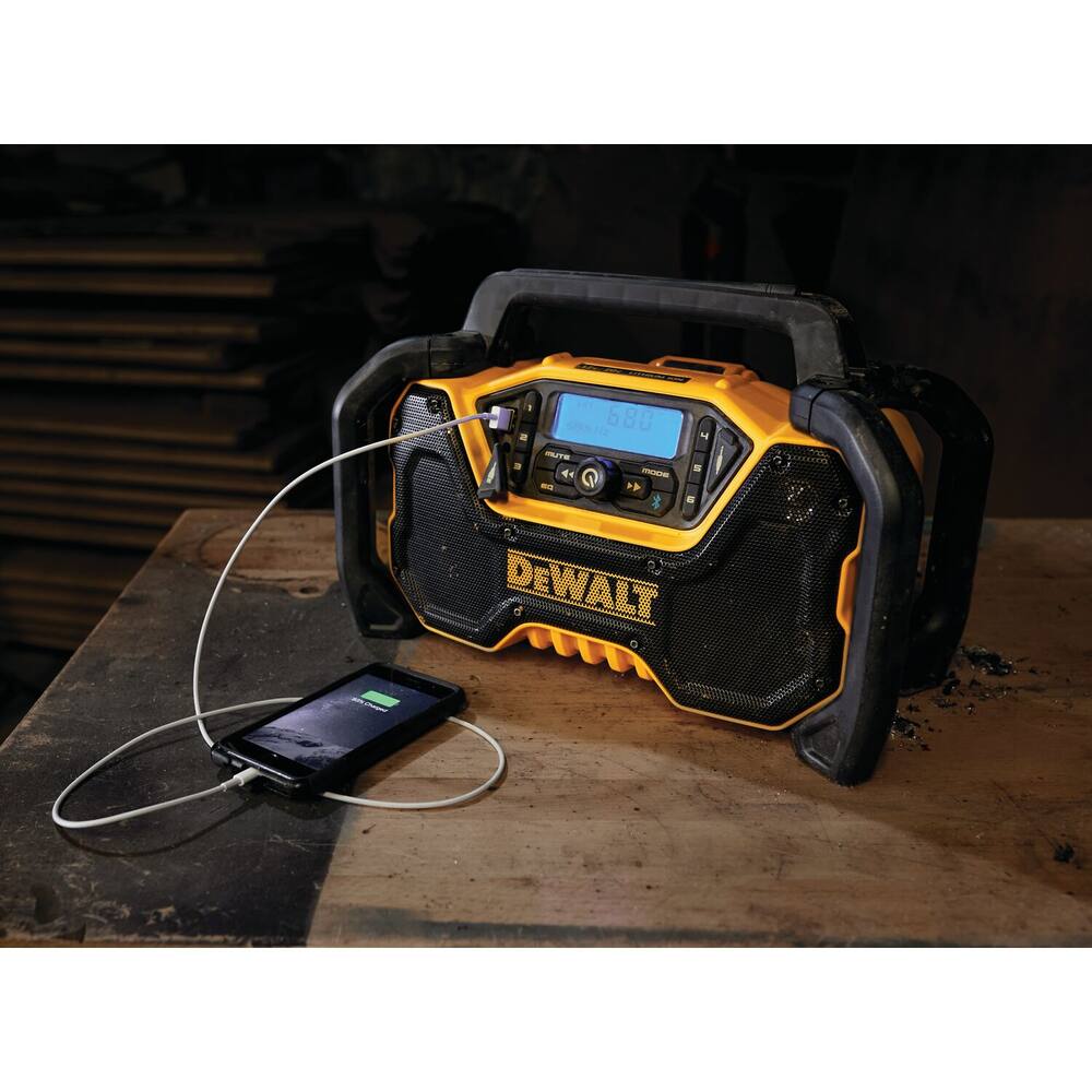 dewalt dcr028b radio