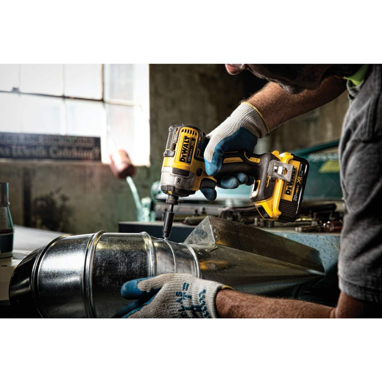 Dewalt dck287d2 hotsell canadian tire
