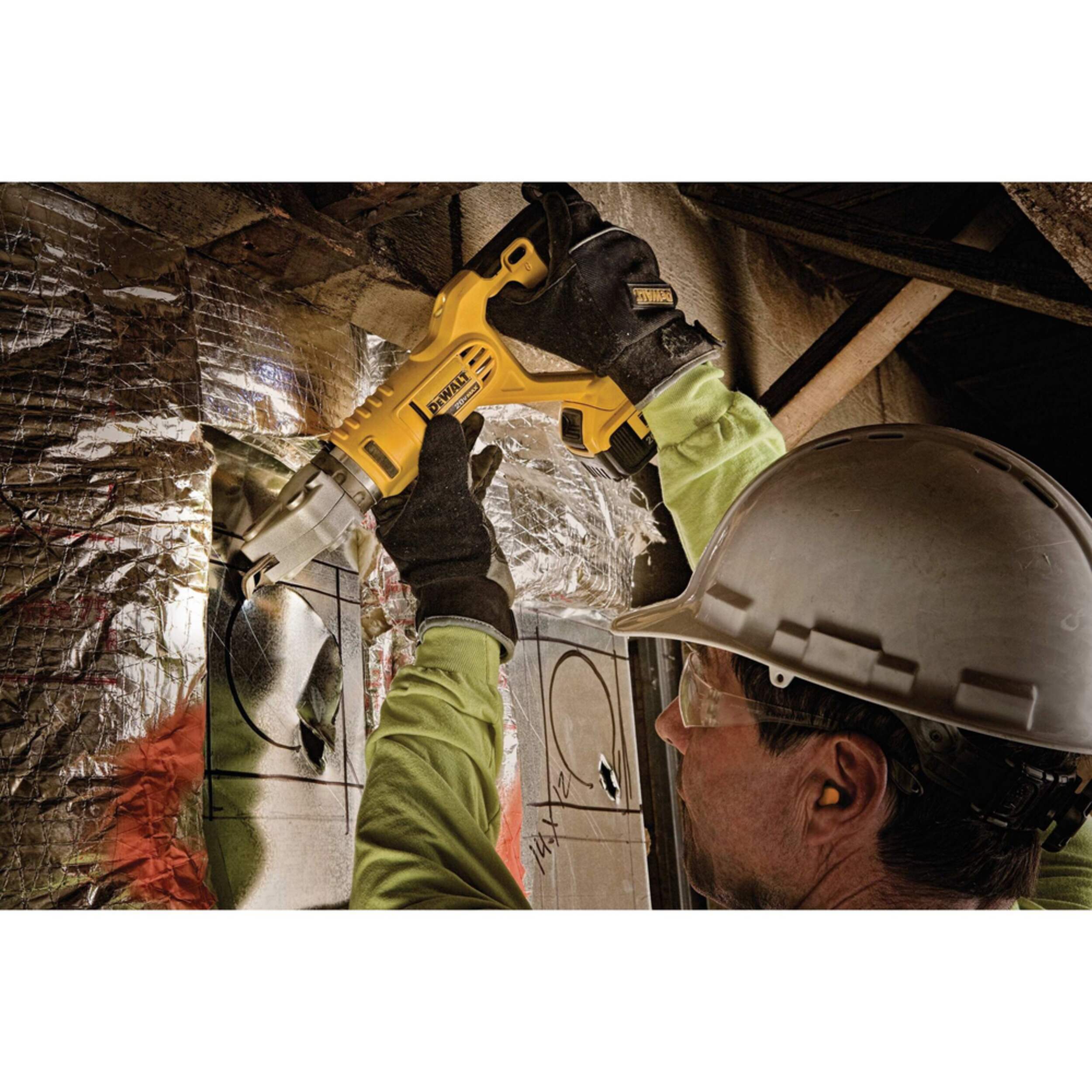 DEWALT DCS494M2 20V MAX 14 Gauge Swivel Head Double Cut Shear Kit, 4