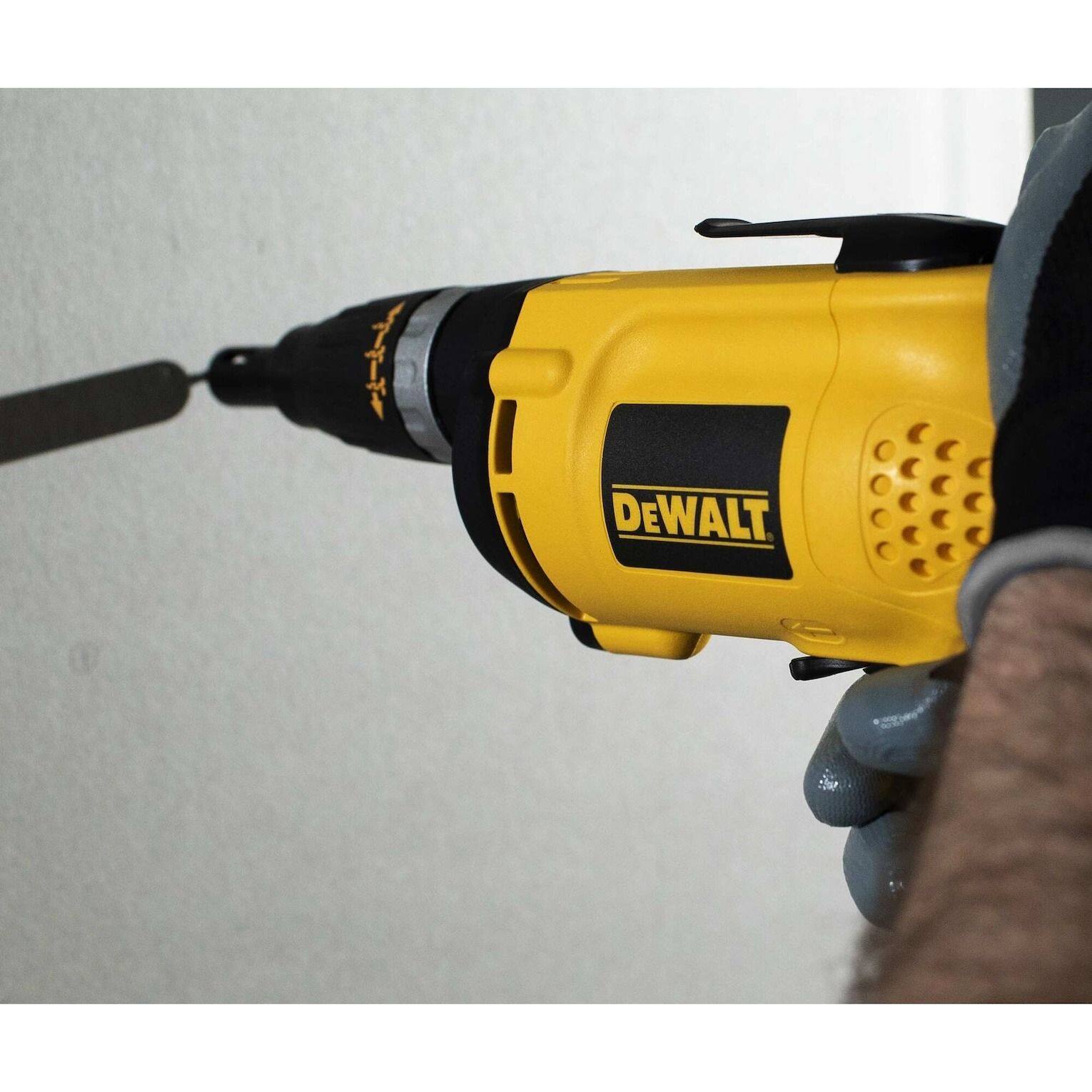 DEWALT DW255 High Speed VSR (Variable Speed Reverse) Drywall Screwgun ...