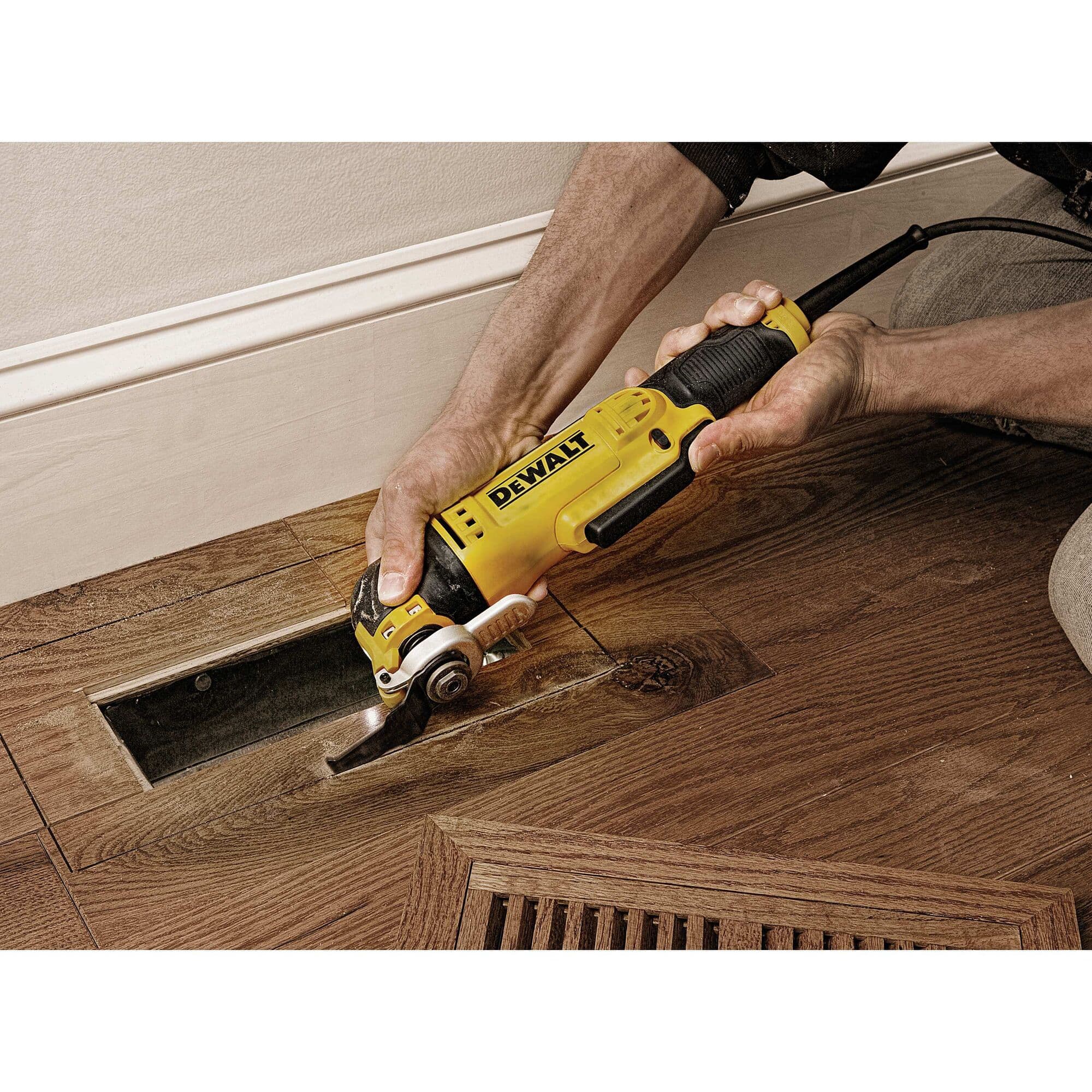 Corded dewalt 2024 multi tool