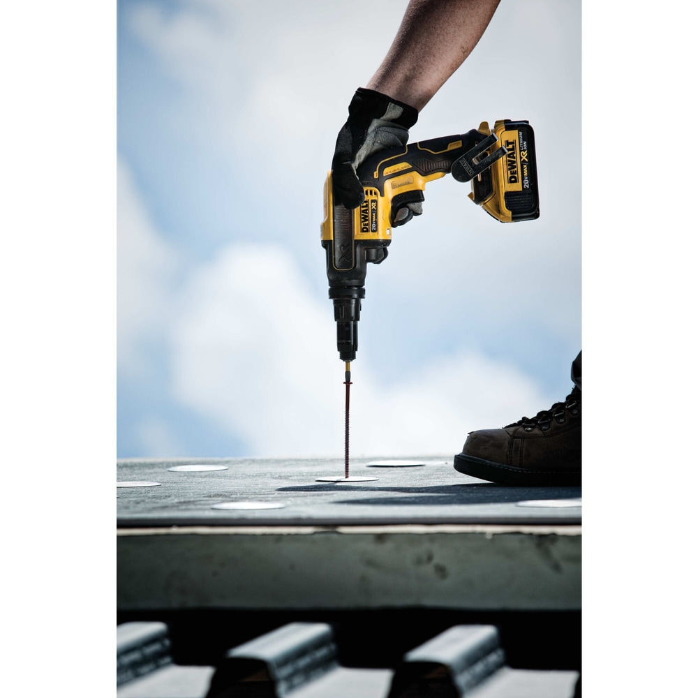 DEWALT DCF622M2 20V MAX XR 1/4in Brushless VersaClutch Screwgun Kit
