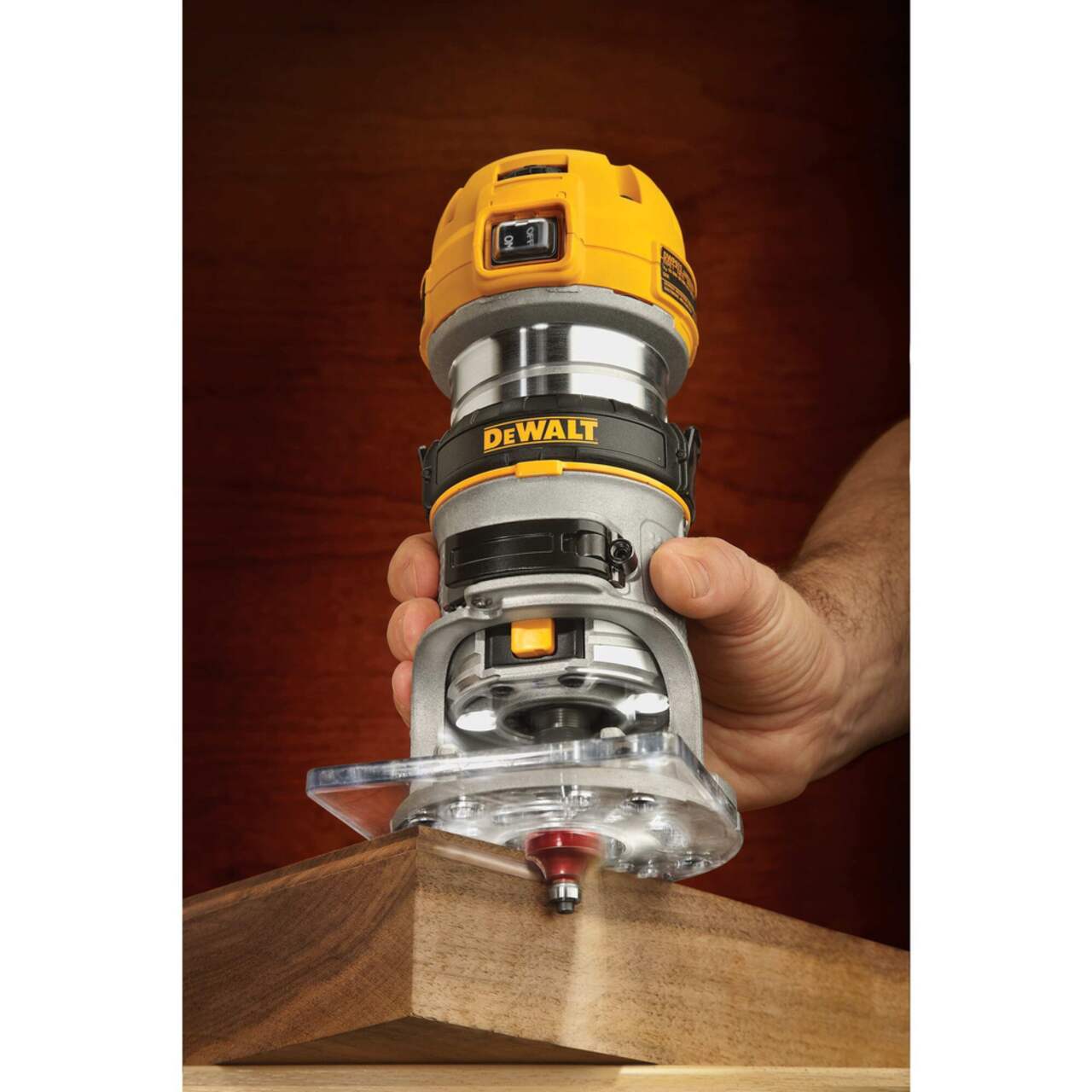DEWALT DWP611PK 1-1/4 HP (Max Motor HP) Fixed Base and Plunge Compact  Router Kit