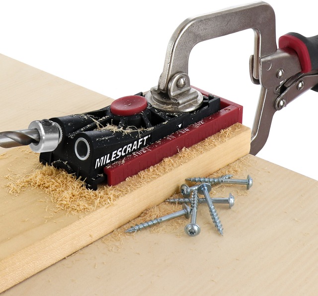 Milescraft PocketJig200 Complete Pocket Hole Kit with Jig, Bit, Screws & Drivers Canadian Tire