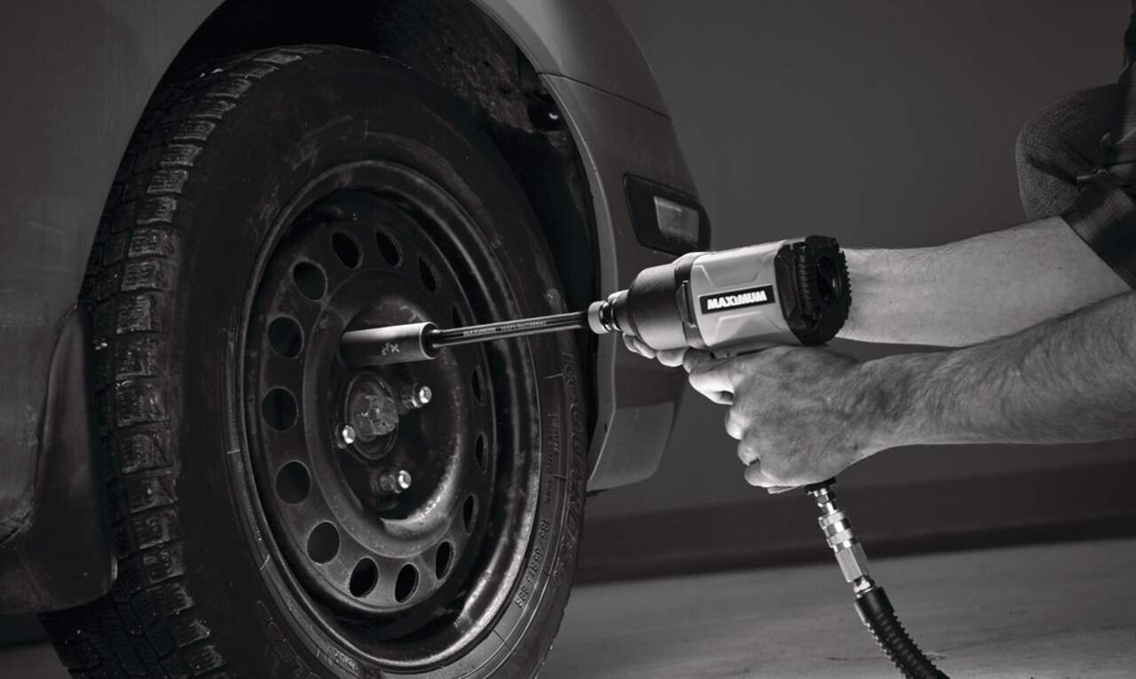 12 air impact tire and wheel lug top nut automotive shop torque wrench kit