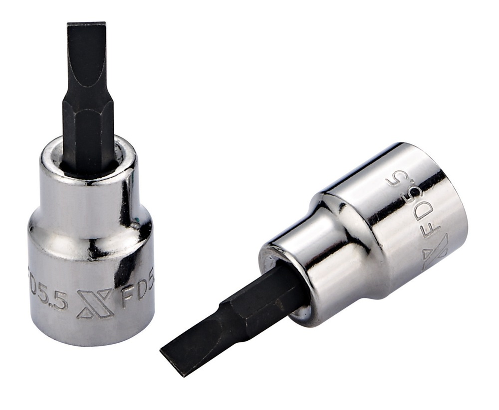 MAXIMUM 3/8in Drive 5.5mm Slotted Drive Bit Socket Canadian Tire