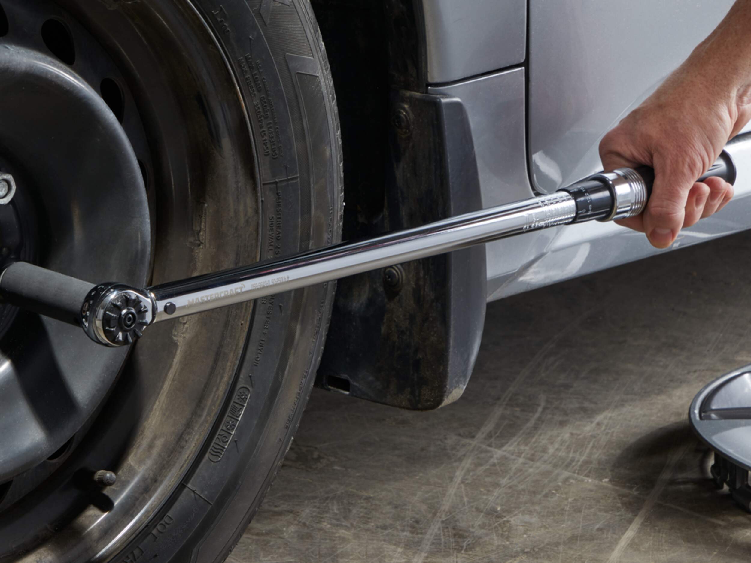 Mastercraft 1/2in Drive, Torque Wrench, 50250 ftlbs Canadian Tire