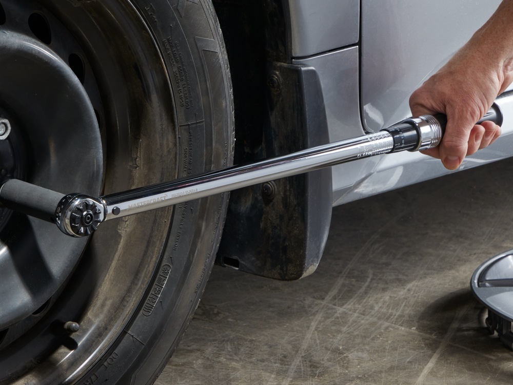 Mastercraft 1/2in Drive, Torque Wrench, 50250 ftlbs Canadian Tire