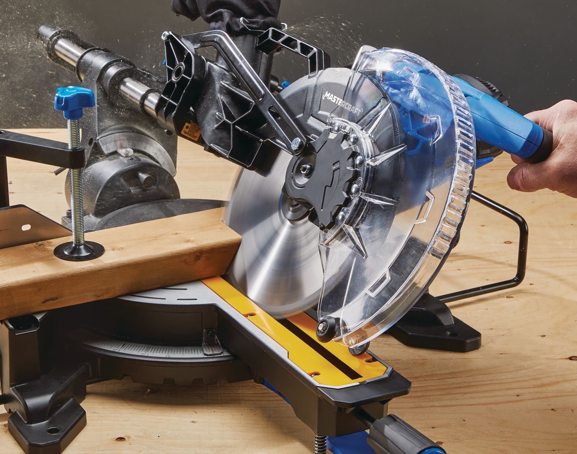 Mastercraft sliding deals compound mitre saw