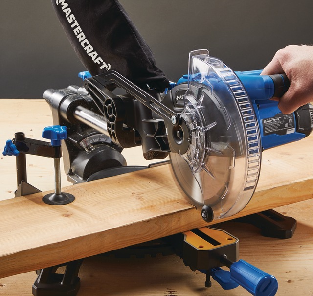 Mastercraft 9.5 Amp SingleBevel Sliding Compound Mitre Saw, 71/4in
