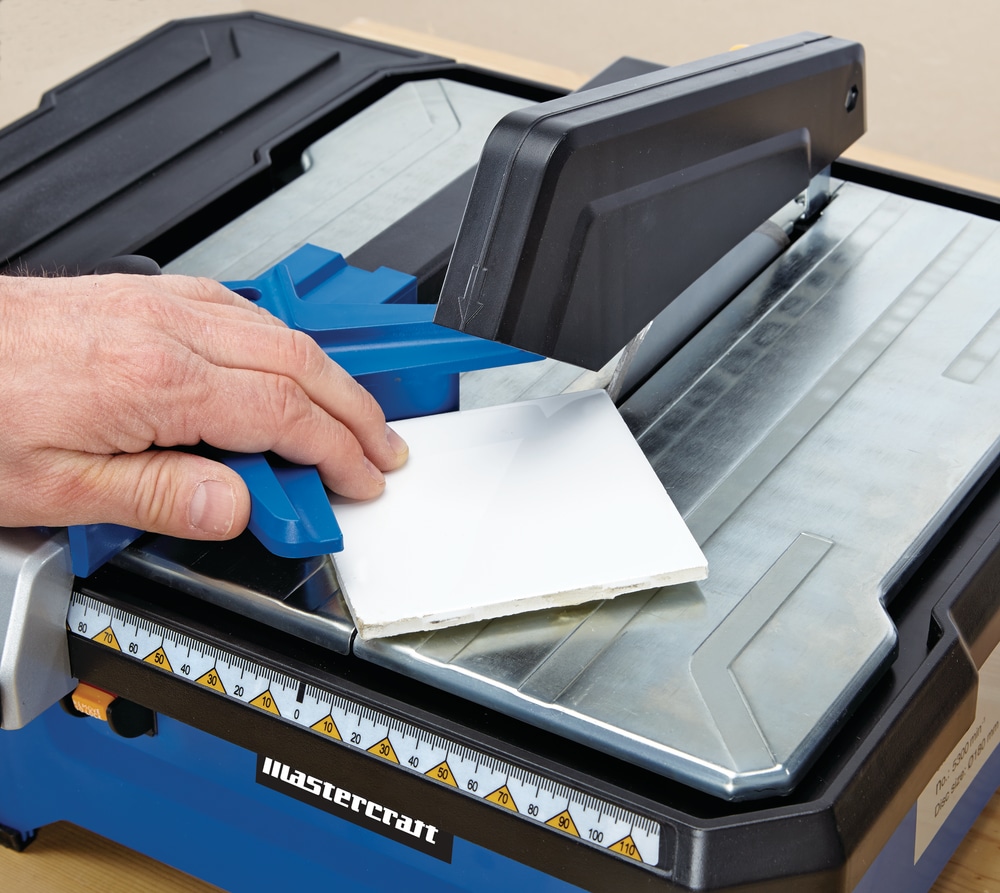 Mastercraft 5 Amp Wet Tile Saw, 7in Canadian Tire