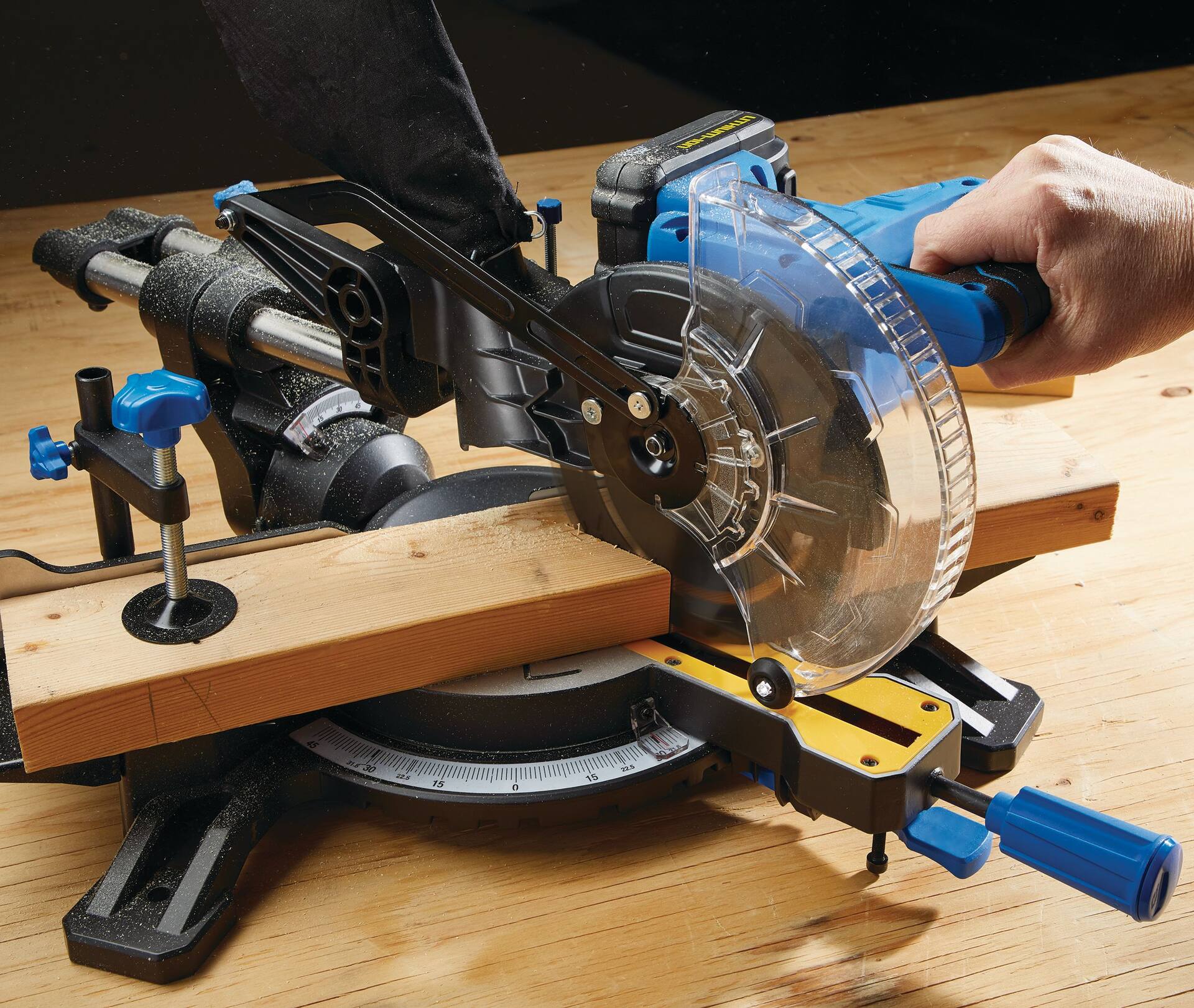 Miter saw 2024 canadian tire