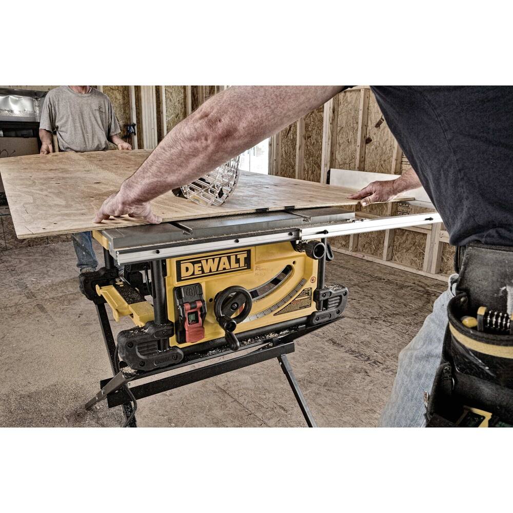 DeWALT DWE7491RS 10-Inch Jobsite Table Saw With 32-1/2-Inch Rip W ...