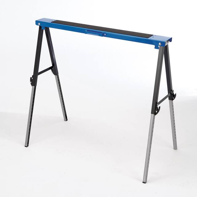 Mastercraft Sawhorse with Telescopic Legs | Canadian Tire