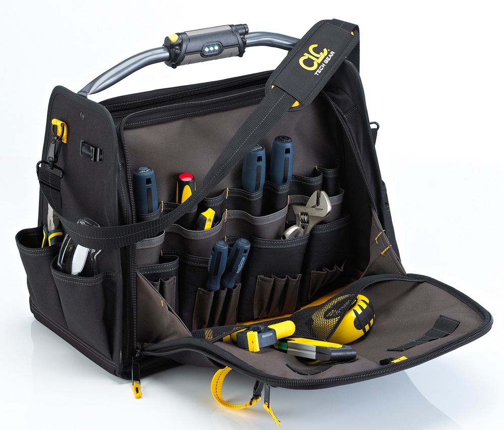 Kuny's 18in LED Double Zipper Tool Bag Canadian Tire