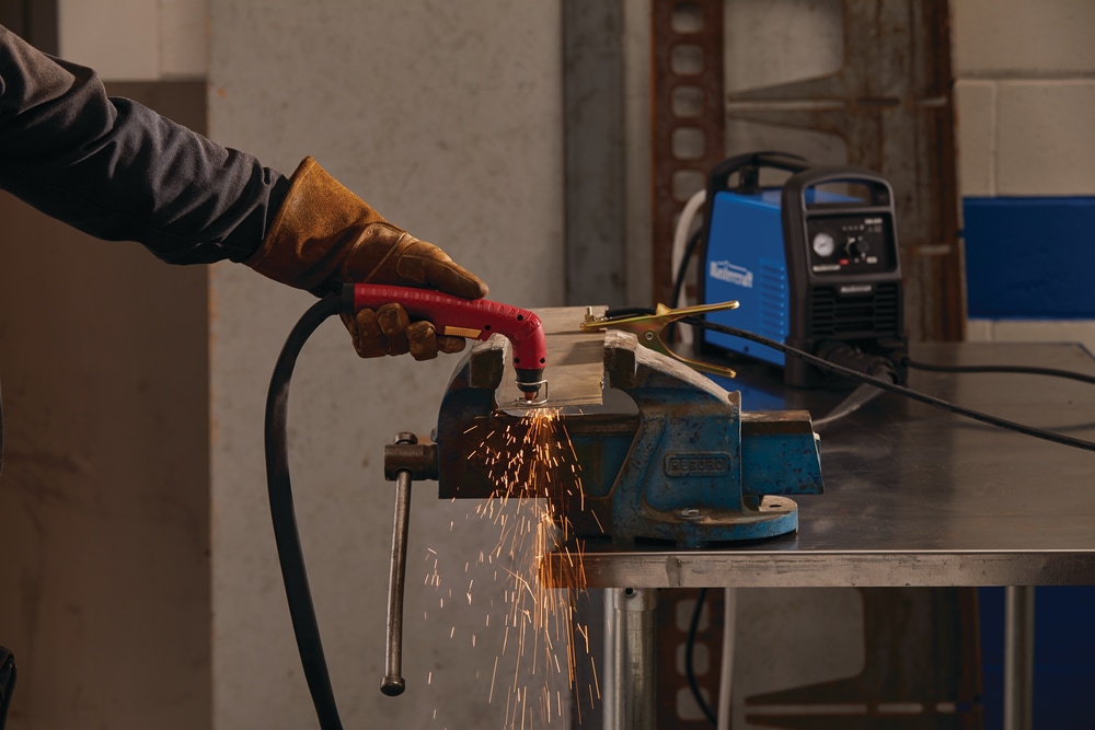 Mastercraft 115V/230V Power Cut 40i Plasma Cutter Canadian Tire