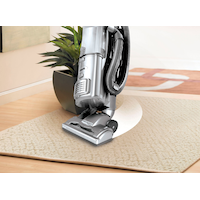 Aspirateur vertical Shark Navigator de luxe, animaux CloseUp