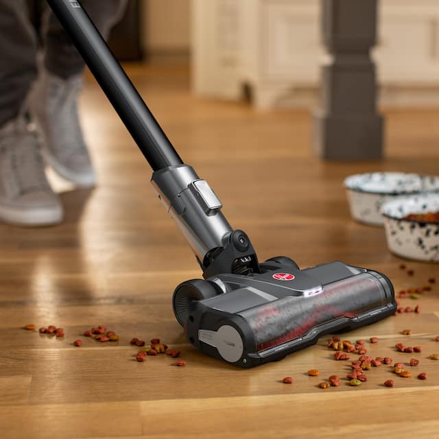 Hoover ONEPWR® Emerge Pet Cordless Stick Vacuum Kit with 2 Batteries